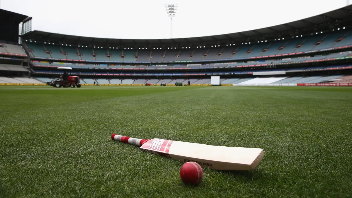 bat and ball- India TV Hindi