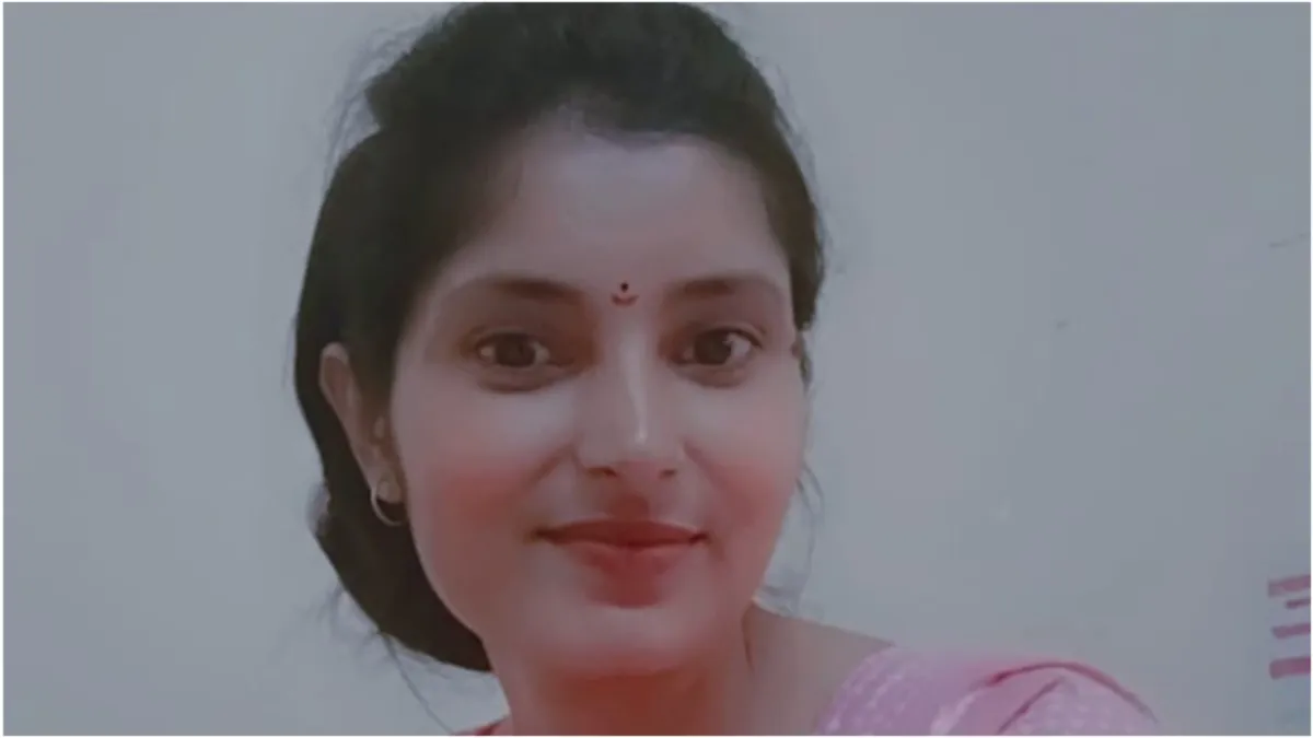 INDORE girl going from Indore to Katni mysteriously disappeared her bag was found at Umaria railway - India TV Hindi