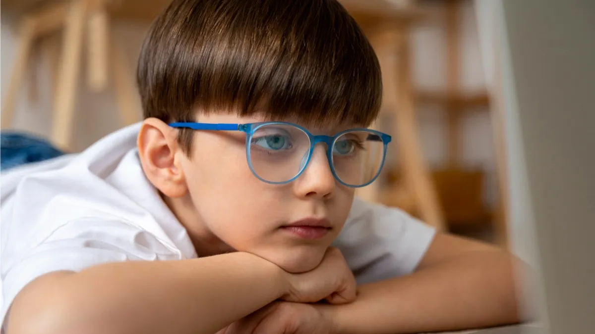 बच्चों में आंखों की बीमारियां- India TV Hindi