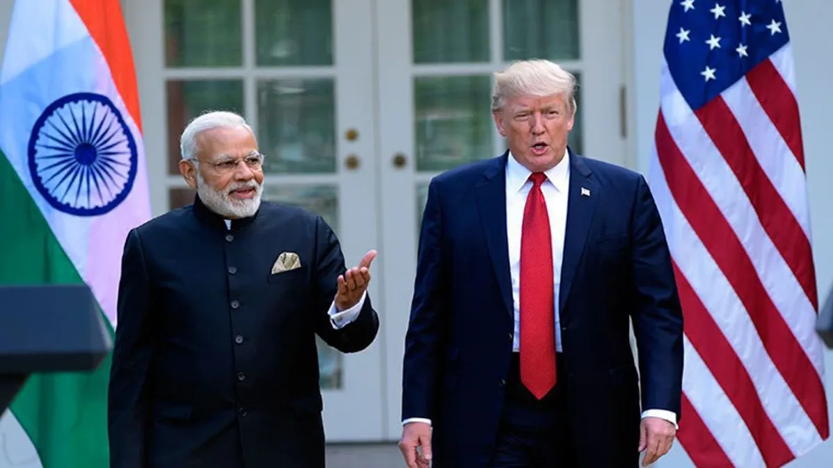 प्रधानमंत्री नरेन्द्र मोदी के साथ अमेरिकी राष्ट्रपति डोनाल्ड ट्रम्प।- India TV Paisa