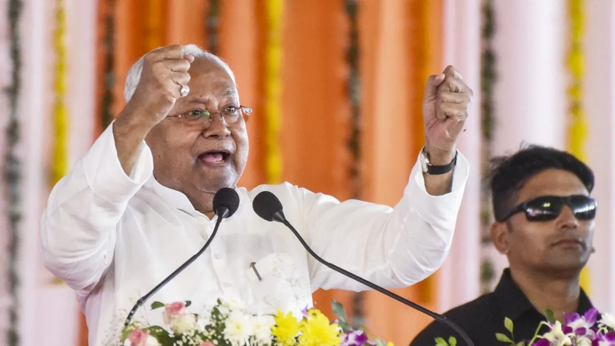 Rakhi special bus travel, Bihar government free bus service- India TV Hindi