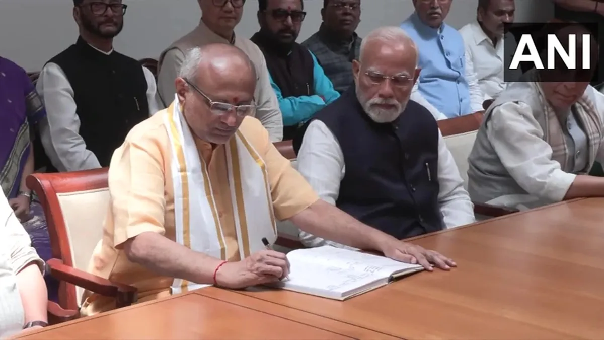सीपी राधाकृष्णन ने...- India TV Hindi