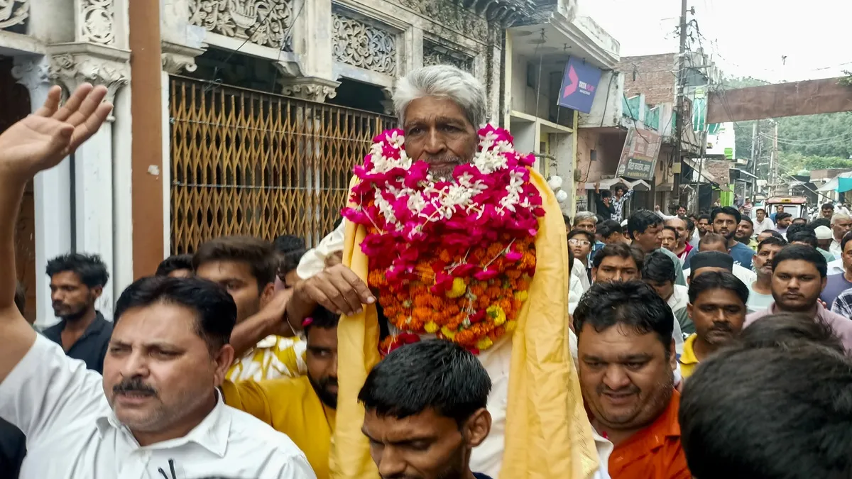Sambhal Jama Masjid committee president Zafar Ali - India TV Hindi