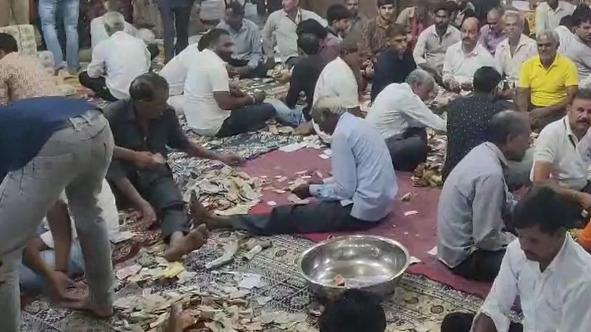 Sanwaliya Seth temple, Sanwaliyaji Mandir donation, Chittorgarh temple cash count- India TV Hindi