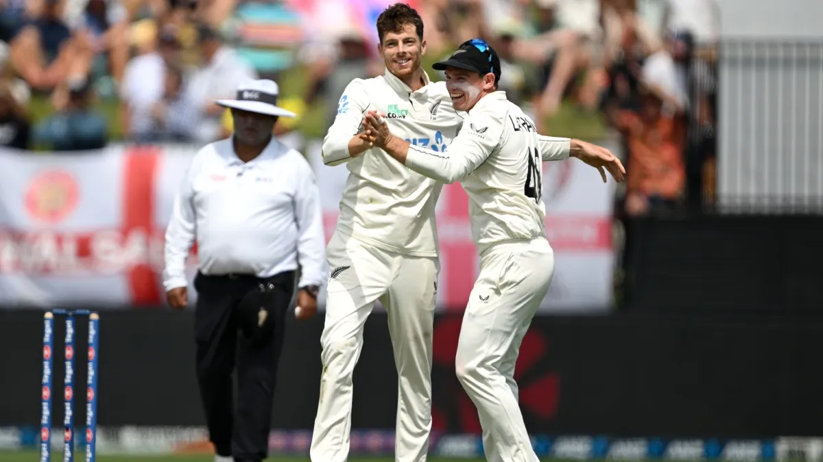 Tom Latham And Mitchell Santner- India TV Hindi