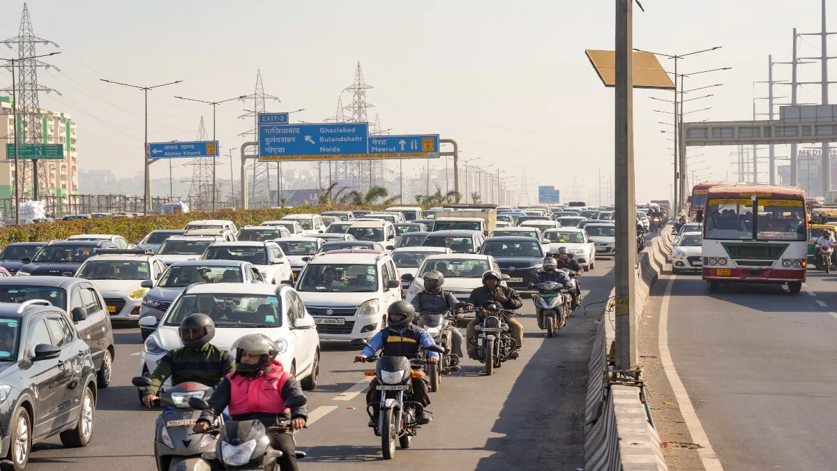 ट्रैफिक जाम- India TV Hindi