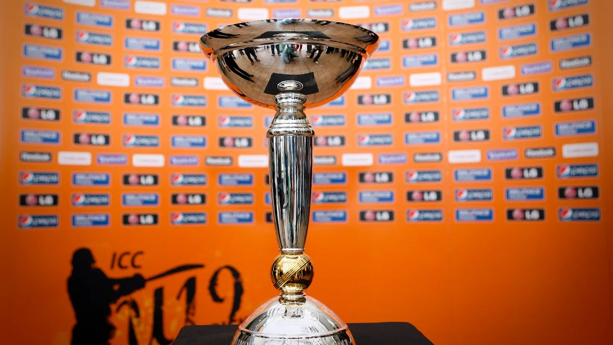 u19 world cup trophy- India TV Hindi