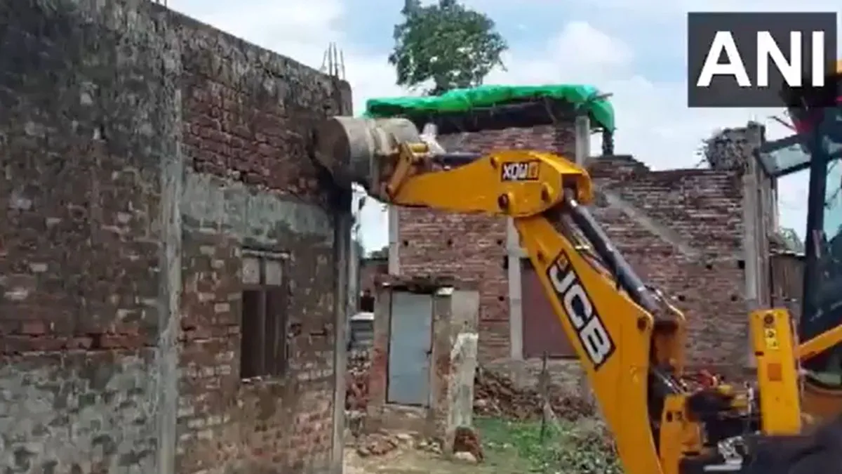 Buldozer- India TV Hindi