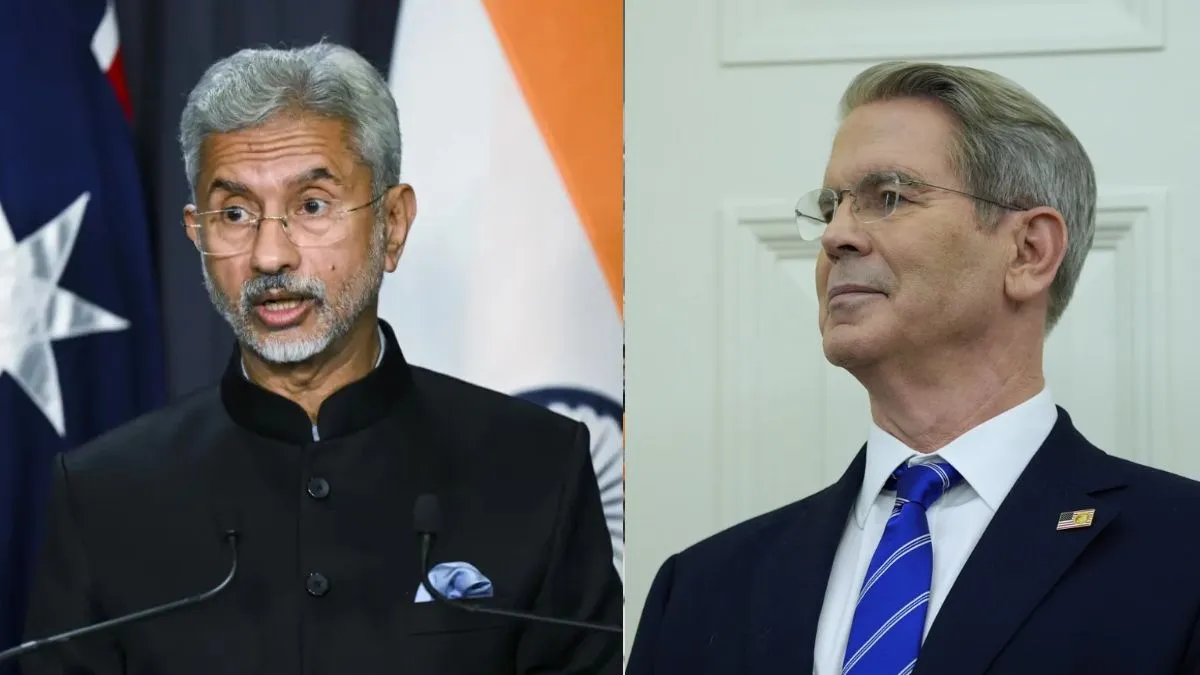 डॉ. एस जयशंकर भारत के विदेश मंत्री (बाएं) और अमेरिका के वित्त मंत्री स्कॉट बेसेंट (दाएं)- India TV Hindi