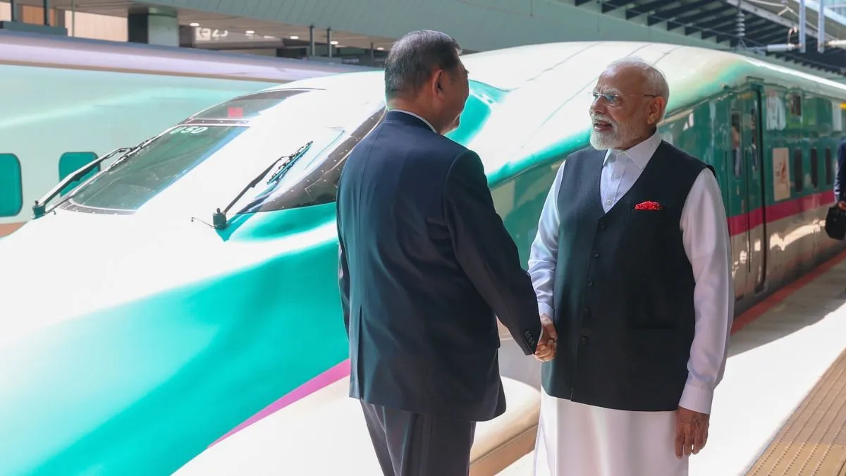 जापान के प्रधानमंत्री शिगेरू इशिबा (बाएं) और पीएम मोदी (दाएं)- India TV Hindi