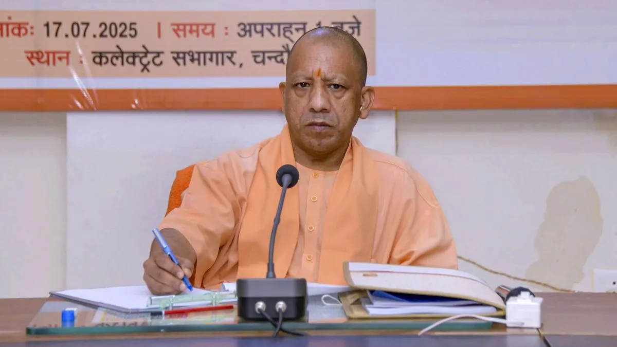 CM Yogi flood relief team, UP flood affected districts
