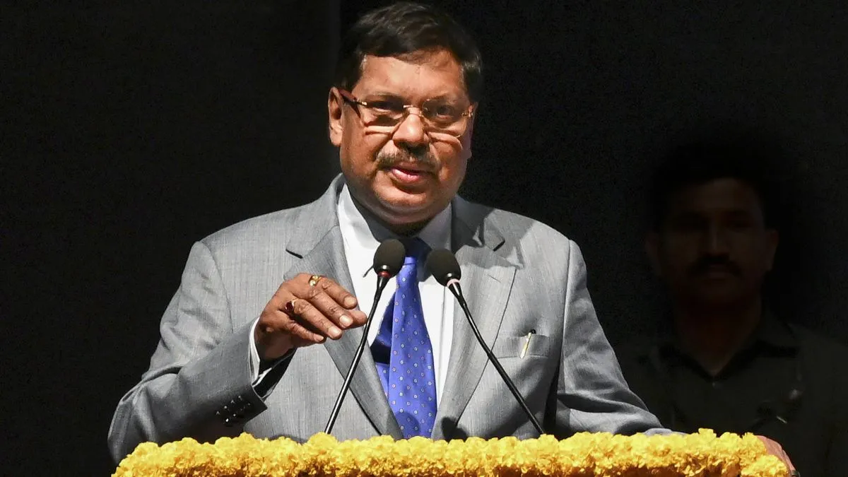 CJI बीआर गवई- India TV Hindi