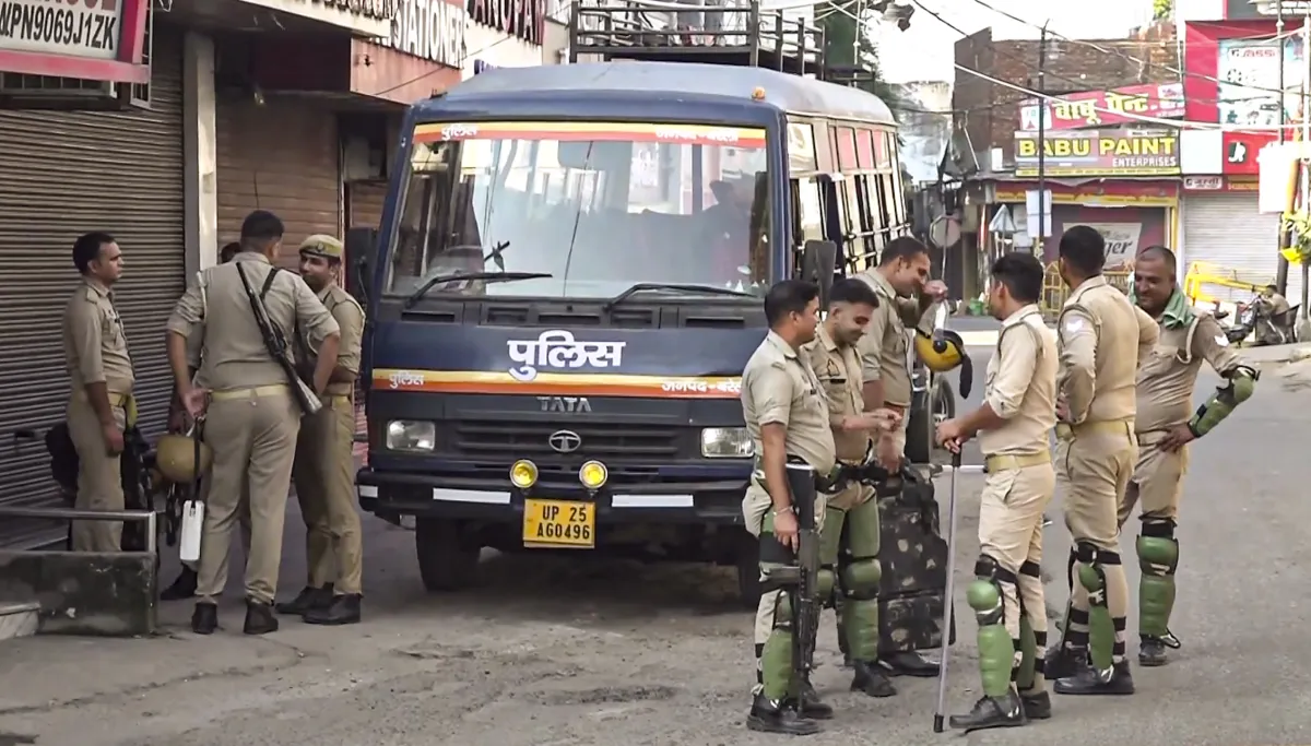 शाहजहांपुर से गिरफ्तार किया गया नदीम।- India TV Hindi