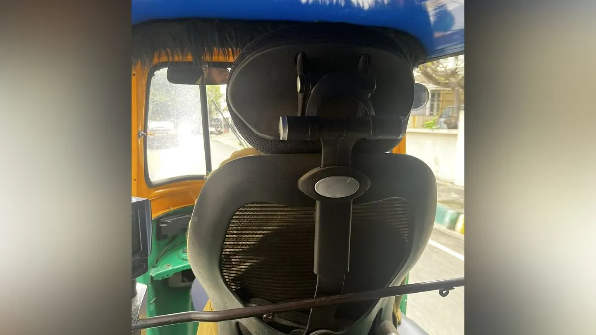 Viral Photo, Trending Photo, Funny Photo, Bengaluru Traffic Jam - India TV Hindi