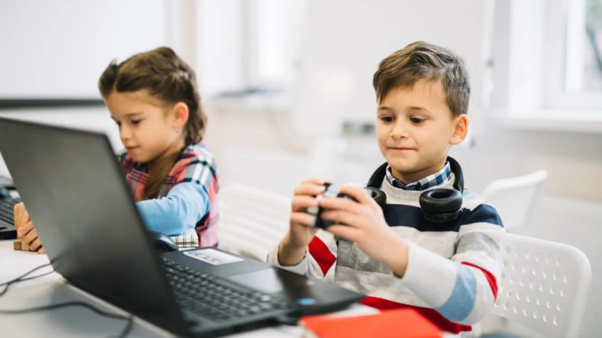 Kids Growth In Digital World - India TV Hindi