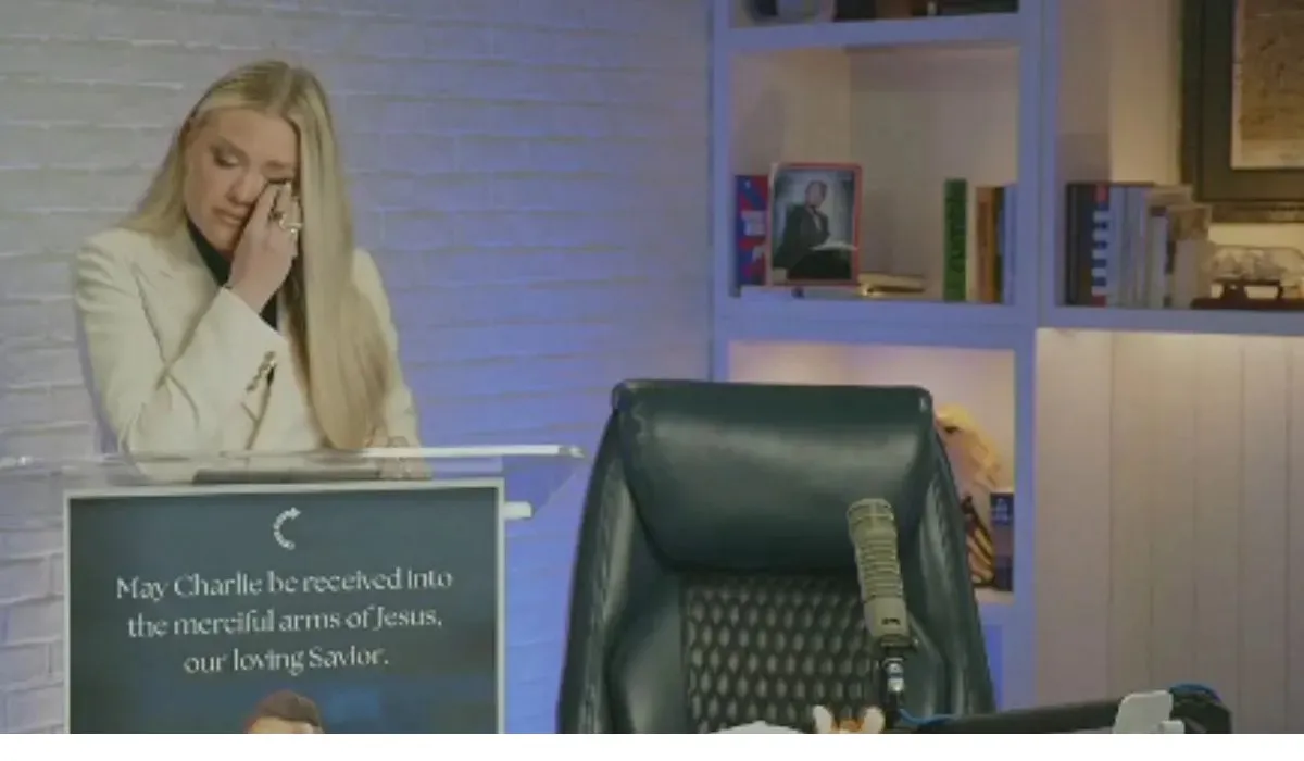 Charlie Kirk wife Erika Kirk- India TV Hindi