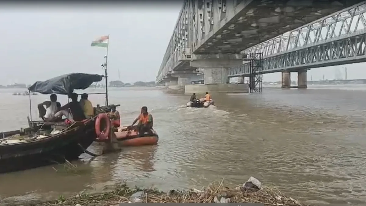 man drowned in Ganga- India TV Hindi