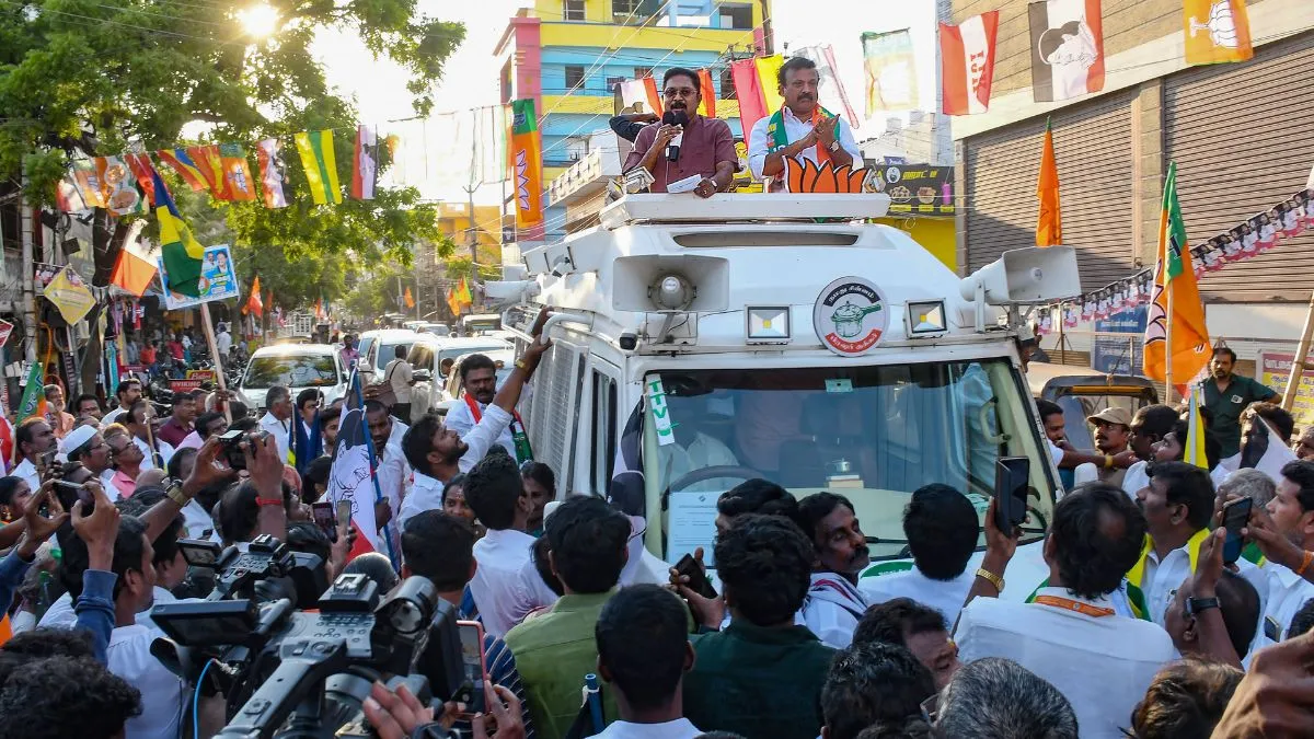 AMMK quits NDA, TTV Dhinakaran news, Tamil Nadu politics 2025- India TV Hindi