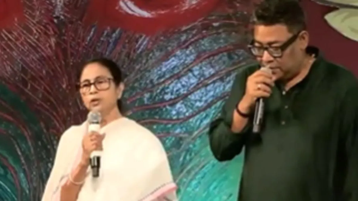 bengal cm mamta banerjee, durga puja pandala Kolkata, jago durga theme song, mamta Banerjee latest n- India TV Hindi