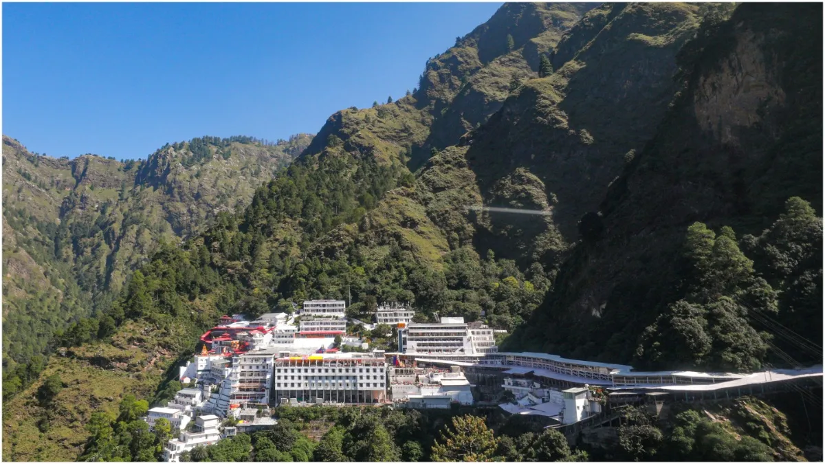 Vaishno Devi Shrine Board helped 1000 families affected by rain in Reasi said this in the statement- India TV Hindi