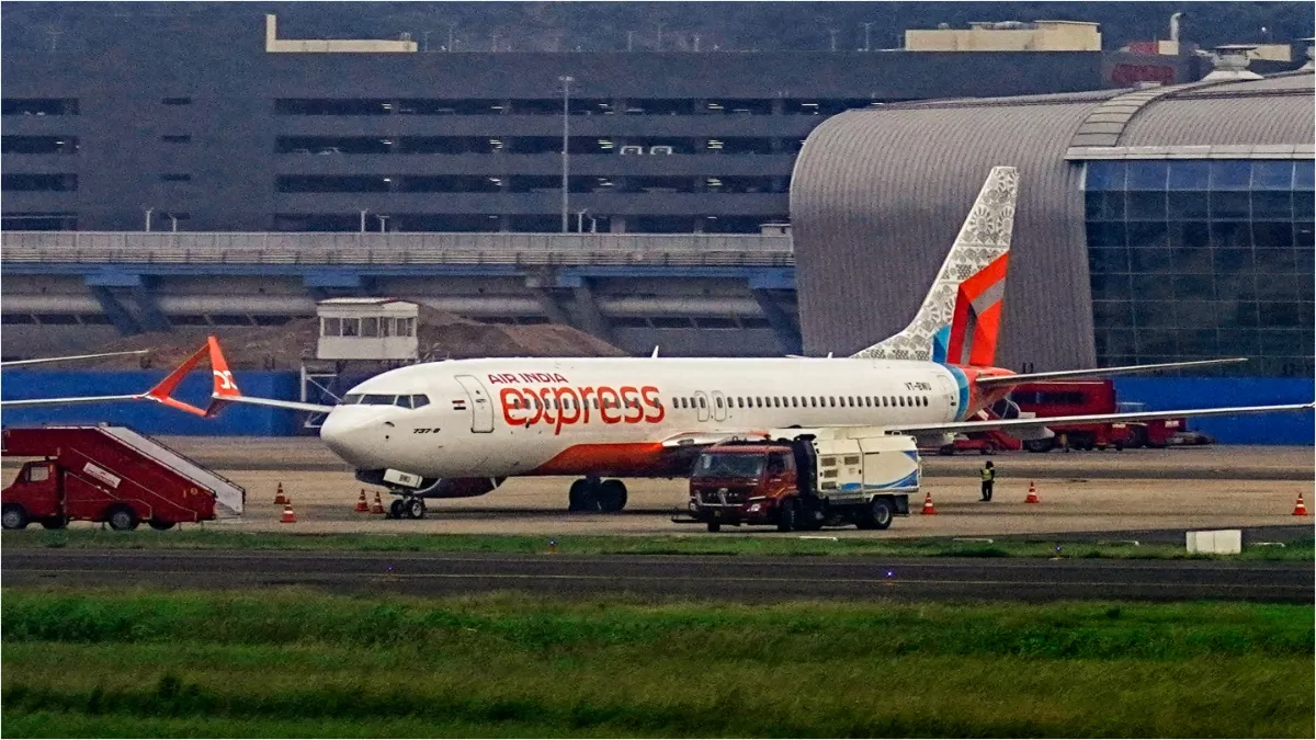 Air India flight to Singapore developed technical fault passengers deboarded at airport- India TV Hindi