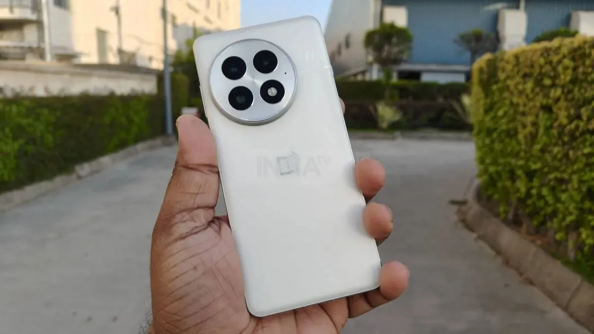OnePlus 15- India TV Hindi
