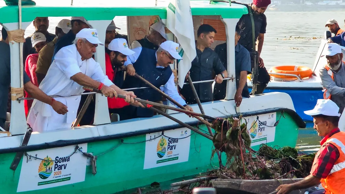  Dal Lake Cleanliness Drive- India TV Hindi