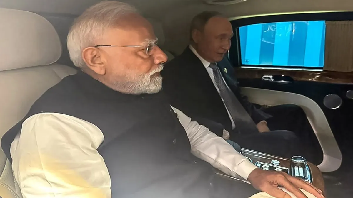 弗拉基米爾·普京(Vladimir Putin)和總理莫迪(PM Modi)在卡爾印度電視台印地語