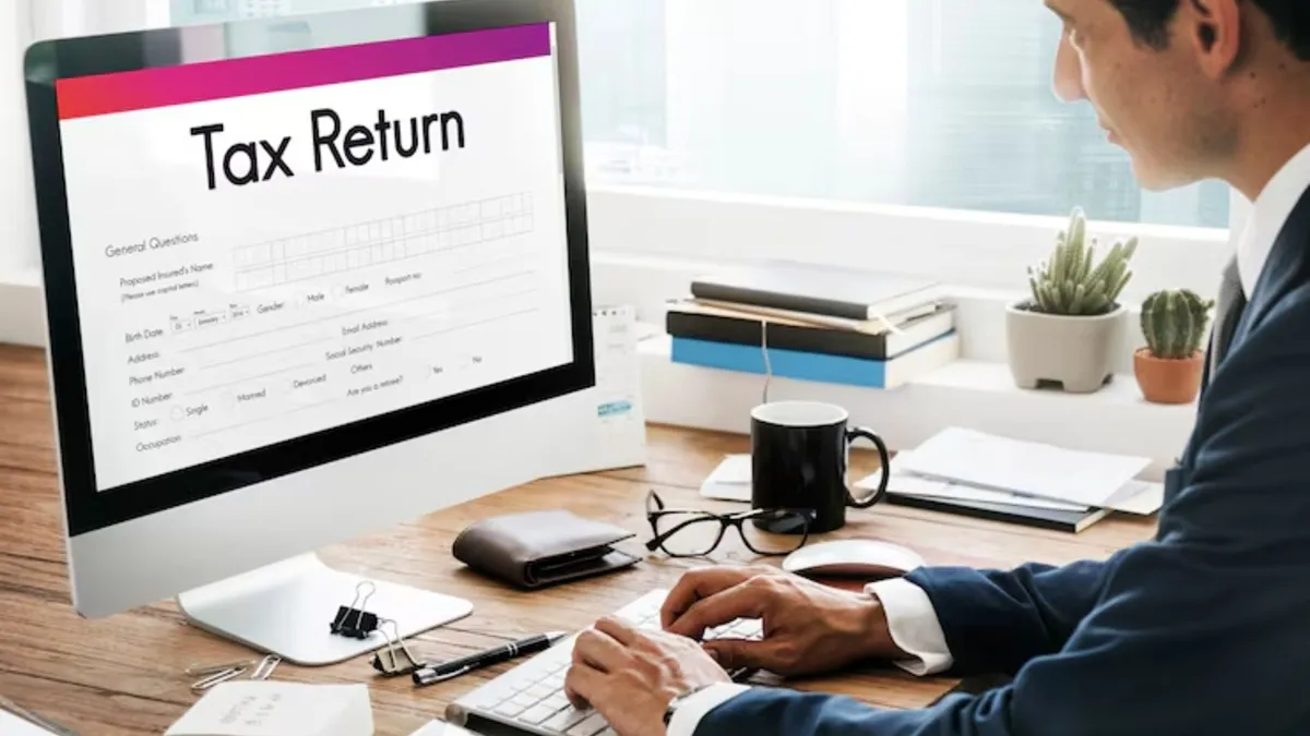 गलत फॉर्म चुनने से आपका रिटर्न अमान्य हो सकता है।- India TV Paisa
