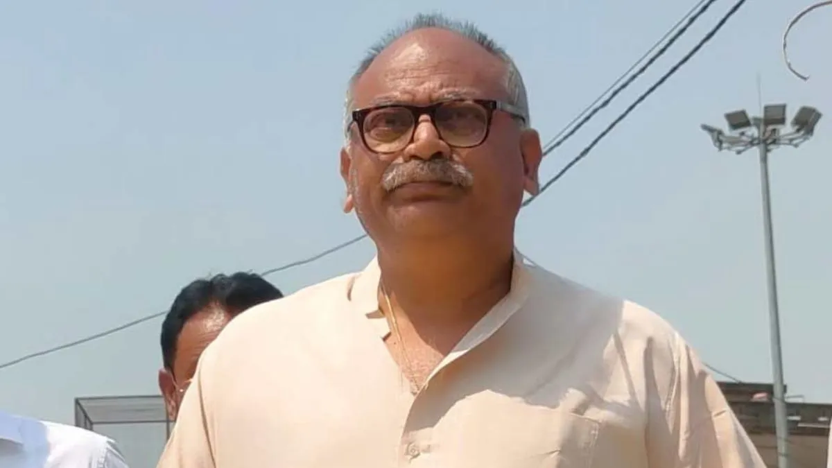 मंत्री चंद्रनाथ सिन्हा ने किया सरेंडर।- India TV Hindi