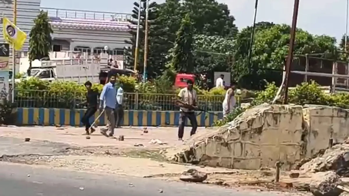 Munger, Firing- India TV Hindi