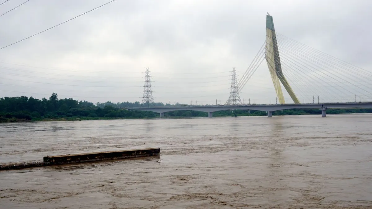 德里的Yamuna ...印度電視印地語