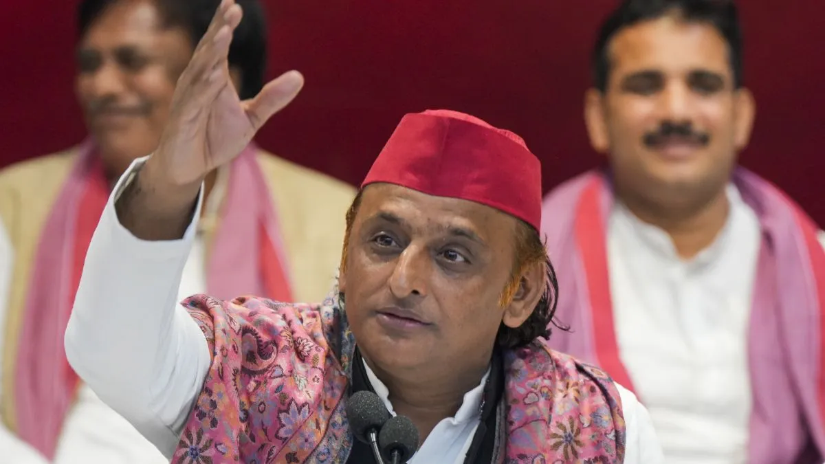 Samajwadi Party, UP MLC elections, Graduate and Teachers polls- India TV Hindi