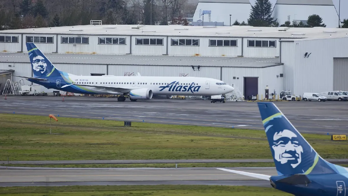 Alaska Airlines- India TV Hindi
