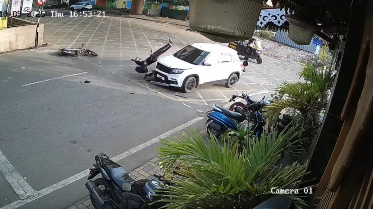 Pune Car Accident- India TV Hindi