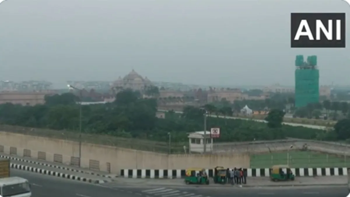 अक्षरधाम में दर्ज हुआ 369 AQI- India TV Hindi