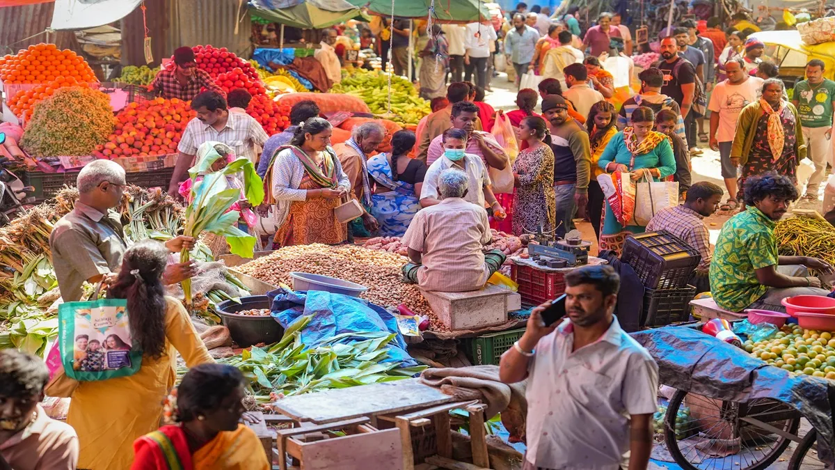 खुदरा महंगाई दर में कमी से सस्ते कर्ज का रास्ता साफ हो सकता है।- India TV Paisa