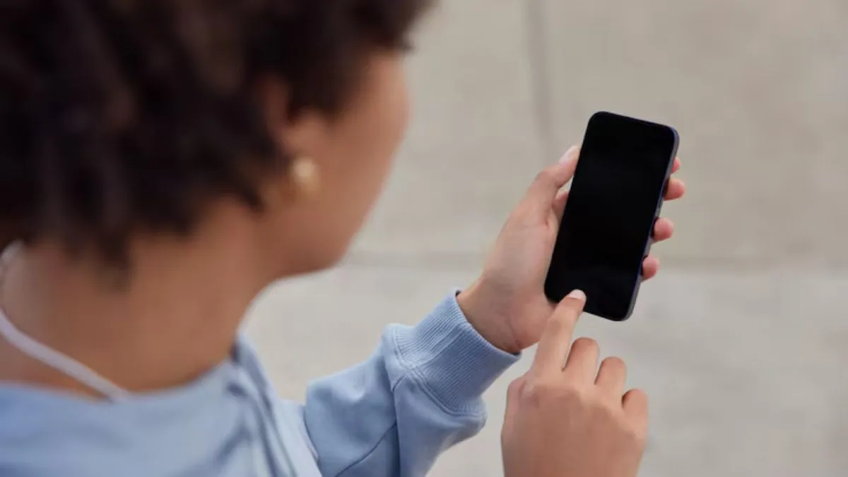 loan, emi, loan emi, mobile phone, smartphone, laptop, mobile phone loan, mobile phone emi, rbi, res- India TV Paisa