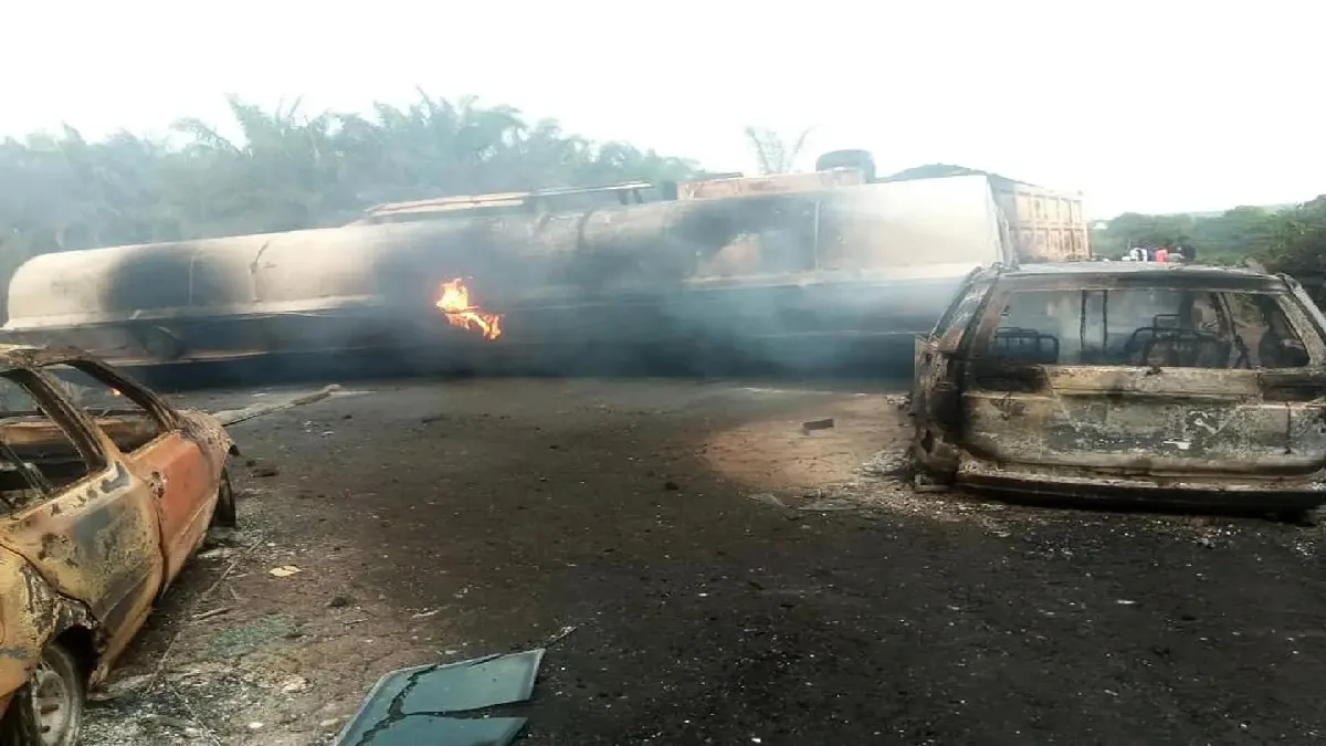 Nigeria Fuel truck Explodes- India TV Hindi