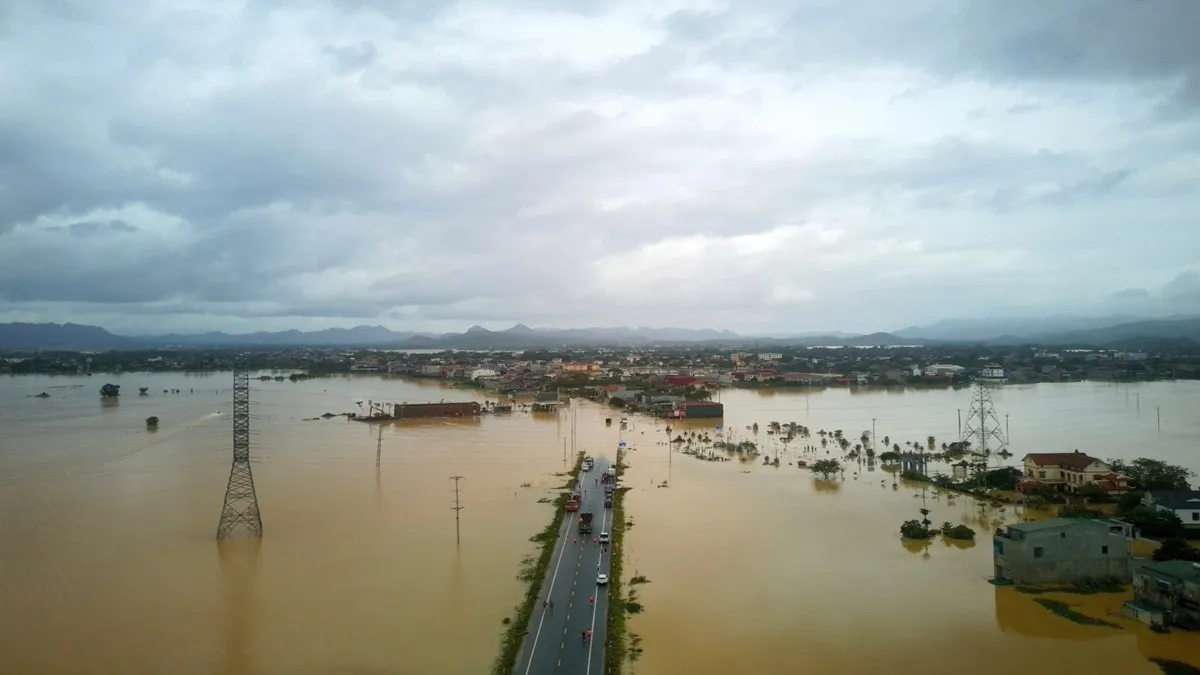 Tropical Storm Matmo Edges Toward Philippines - India TV Hindi
