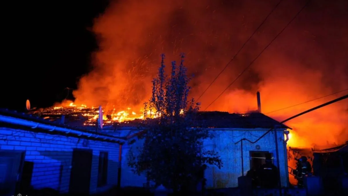 यूक्रेन पर रूसी हमले के बाद उठती आग की लपटें (फाइल फोटो)- India TV Hindi