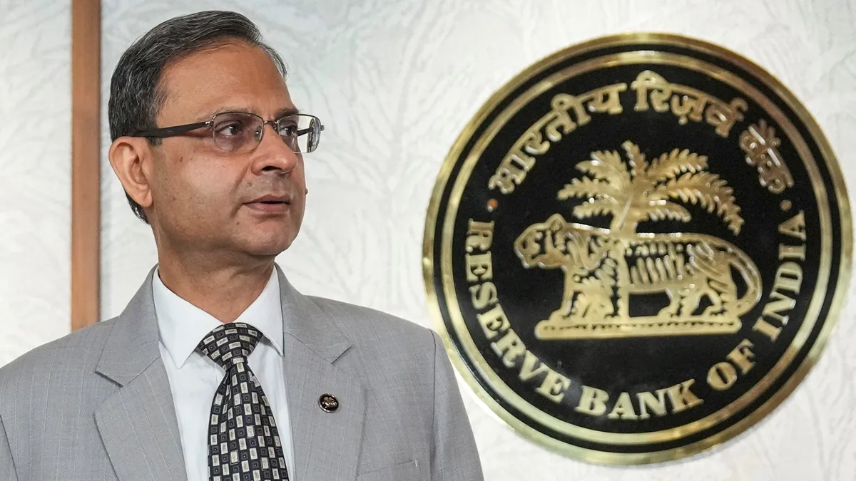 आरबीआई के गवर्नर संजय मल्होत्रा।- India TV Paisa