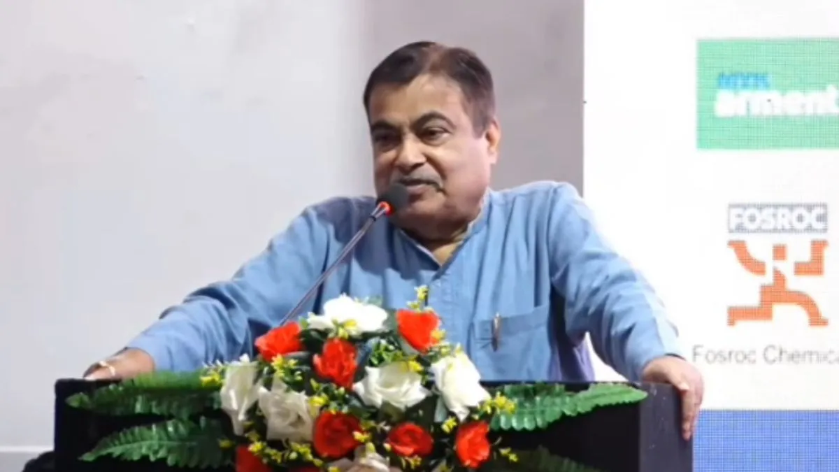 नागपुर में आयोजित कार्यक्रम में शामिल हुए नितिन गडकरी। - India TV Hindi