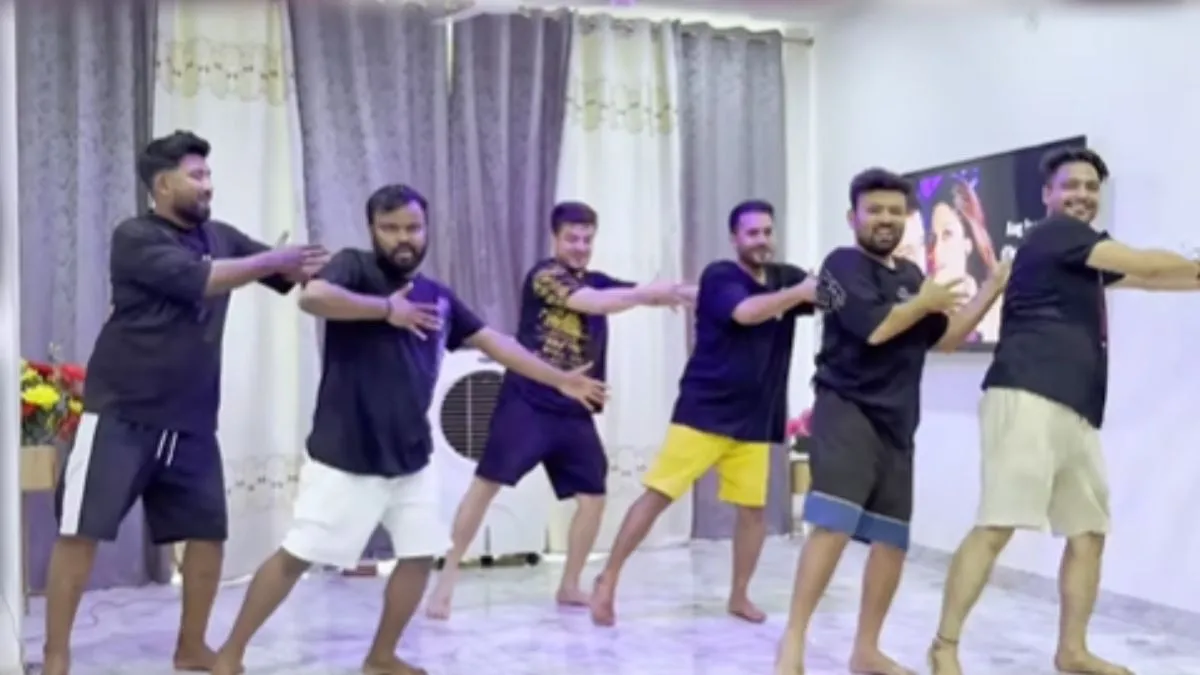 boys dance on sharara sharara, sharara sharara boys dance video, sharara sharara dance video viral, - India TV Hindi