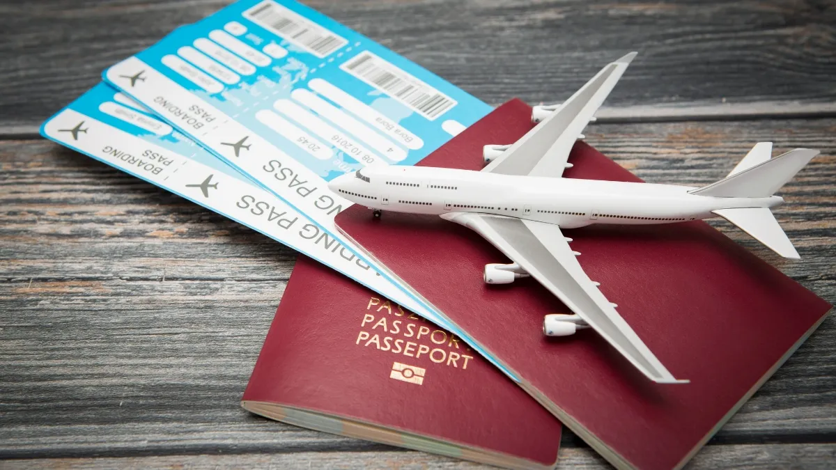 लास्ट-मिनट फ्लाइट...- India TV Paisa