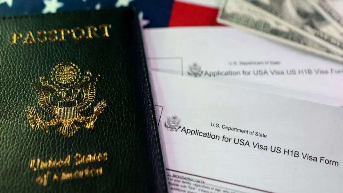 ट्रंप की नई H-1B वीजा...- India TV Paisa