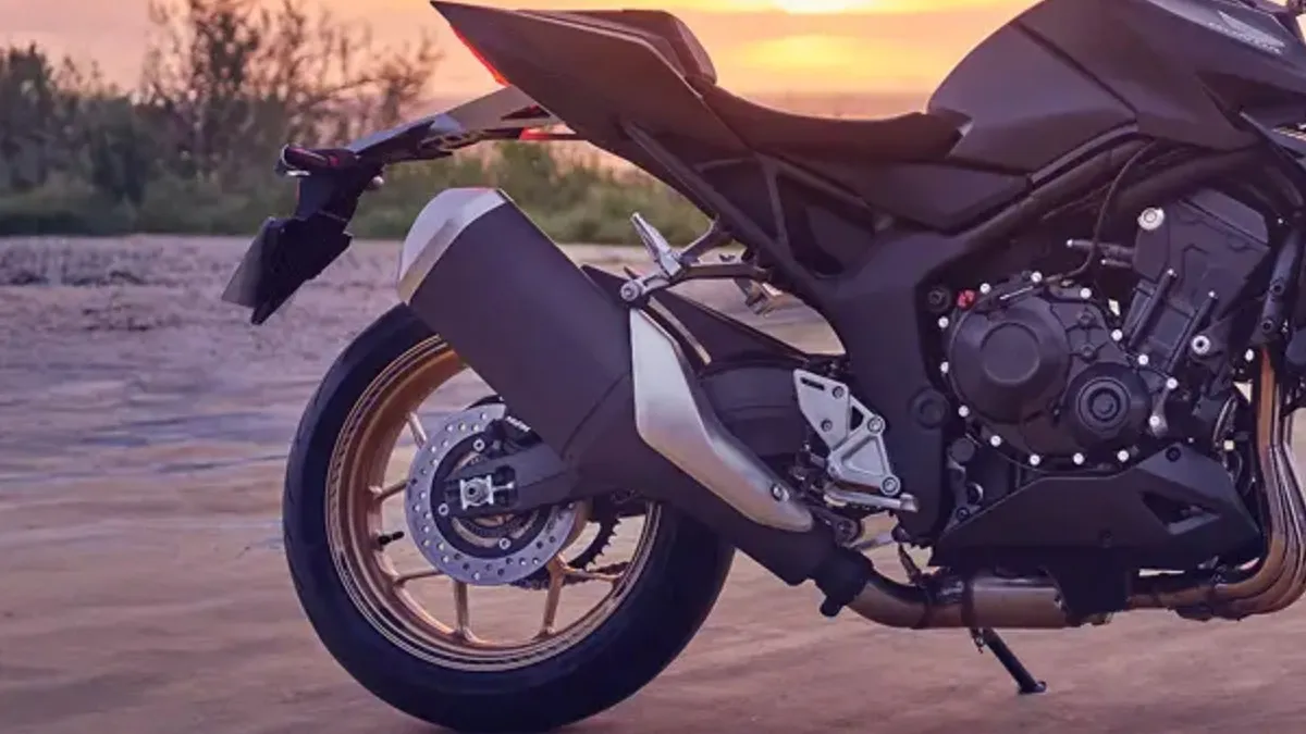 प्रभावित बाइक मालिकों को कंपनी की ओर से ईमेल या फोन के ज़रिए सूचना दी जाएगी।- India TV Paisa