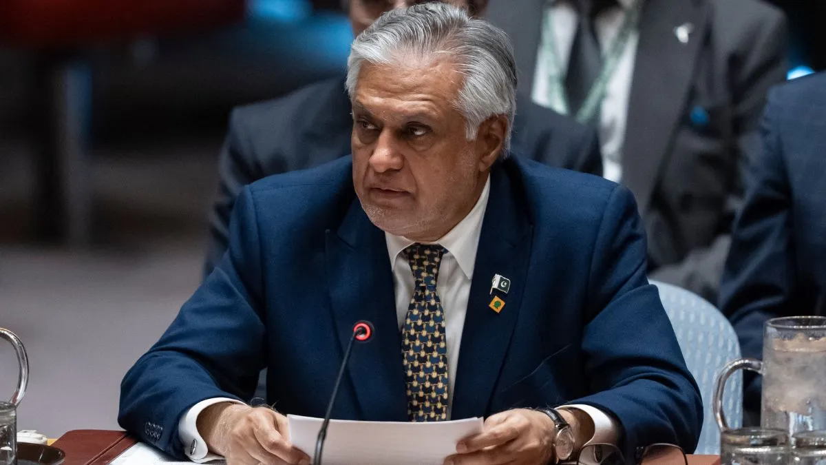 ishaq dar pakistan- India TV Hindi