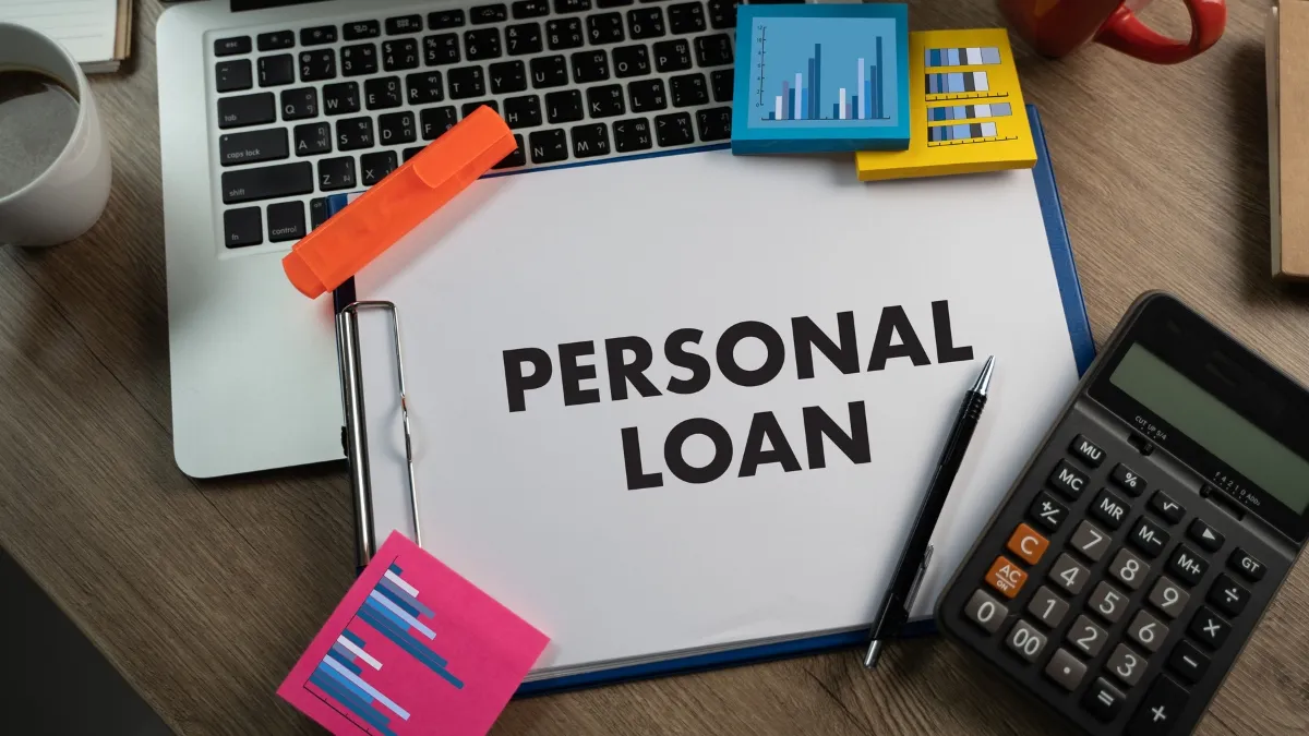 लोन लेकर दिखावा कर रहा...- India TV Paisa