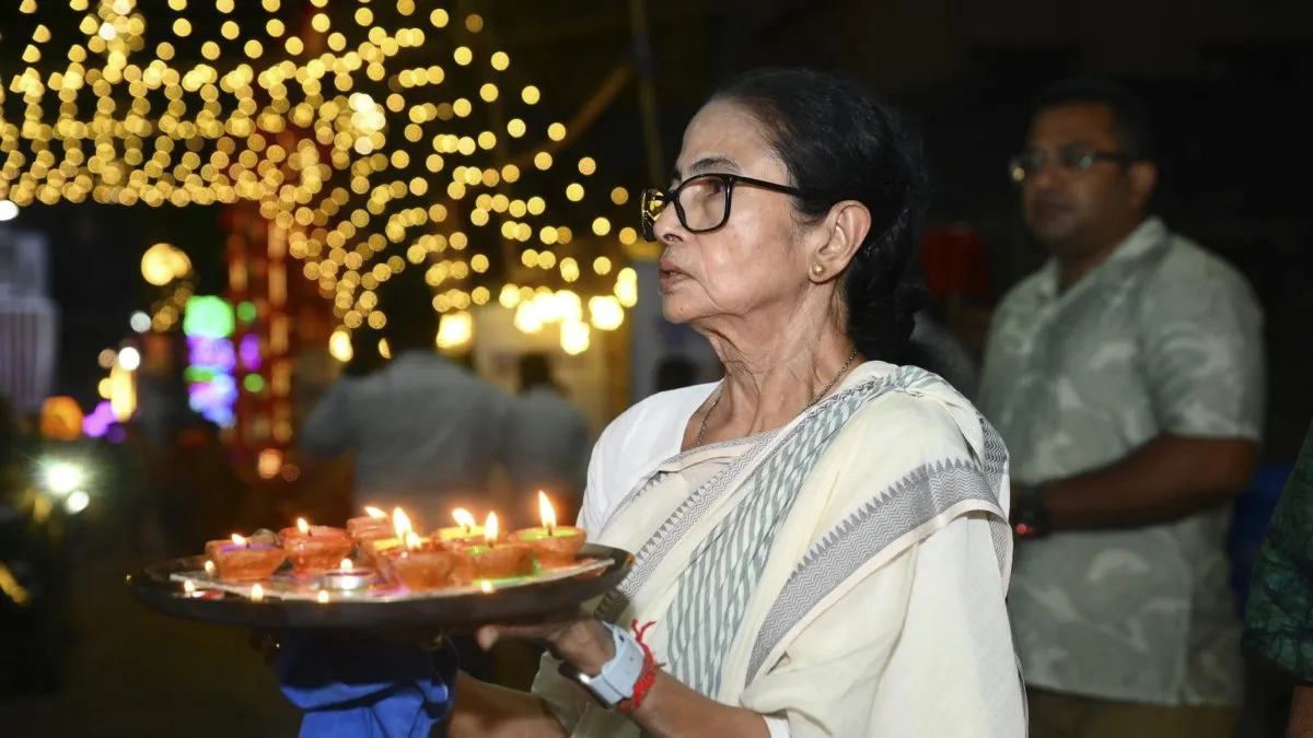 Mamata banerjee west bengal mahakal temple- India TV Hindi